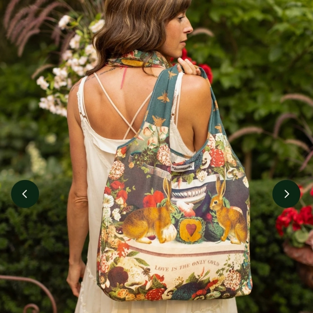 Market Of Stars Stay Golden Tote Bag NWT